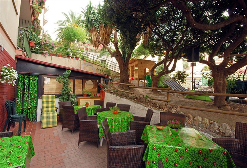 Albergo Oasi Финале Лигуре Экстерьер фото